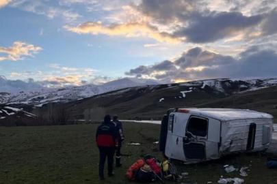 Van’ın Gevaş ilçesinde kaza: 11 yaralı