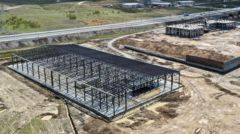 VAN'IN SEBZE VE MEYVE HALİ İNŞAATI HIZLA YÜKSELİYOR