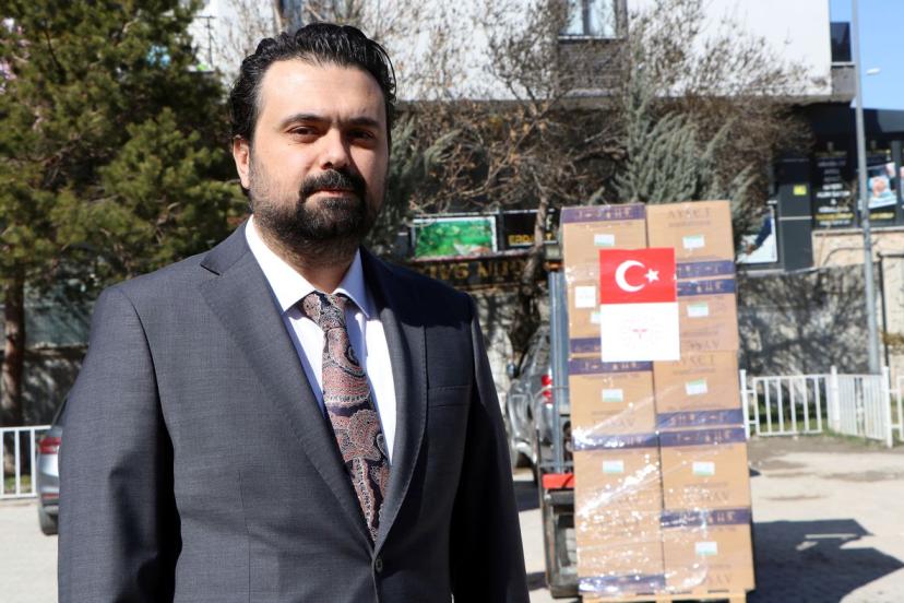 YARDIM TIR'LARI VAN'DAN UĞURLANDI