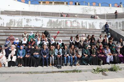 Tuşba Belediyesi'nden kadınlarla dengbêj etkinliği