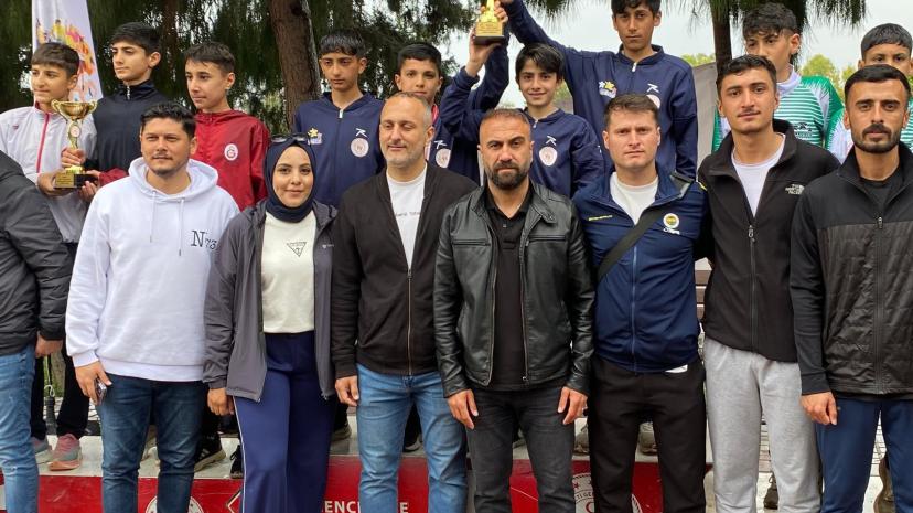 VAN BÜYÜKŞEHİR BELEDİYESPOR ATLETLERİNDEN TARİHİ BAŞARI