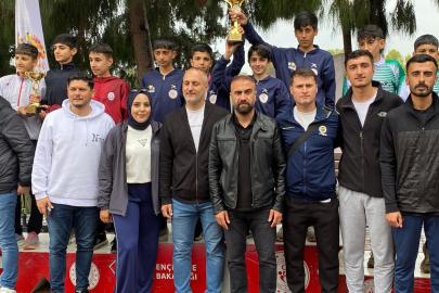 VAN BÜYÜKŞEHİR BELEDİYESPOR ATLETLERİNDEN TARİHİ BAŞARI