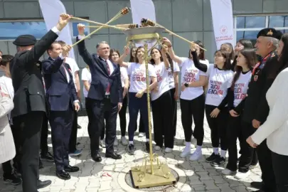 Van'da 19 Mayıs coşkusu çeşitli etkinliklerle kutlandı