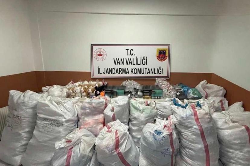 Van’da 21 milyon TL değerinde gümrük kaçağı malzeme ele geçirildi