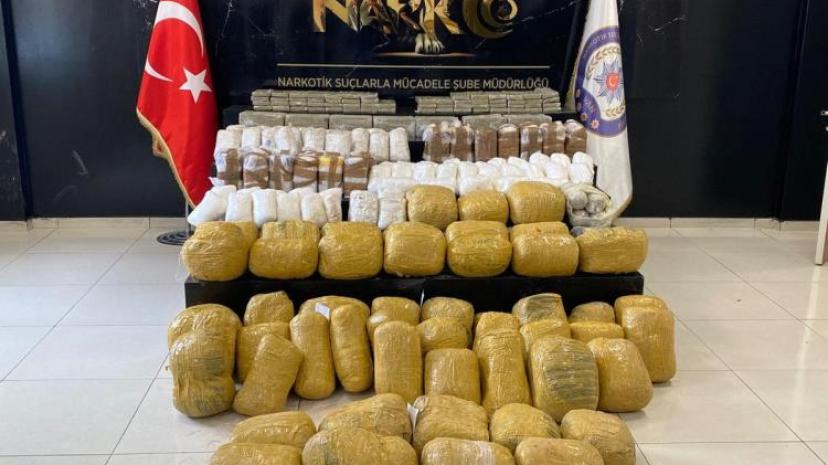 Van'da 240 kilogram uyuşturucu ele geçirildi