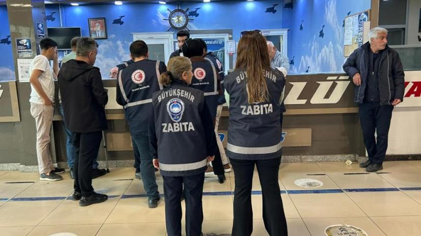 Van'da bayram öncesi otobüs terminallerinde bilet denetimi