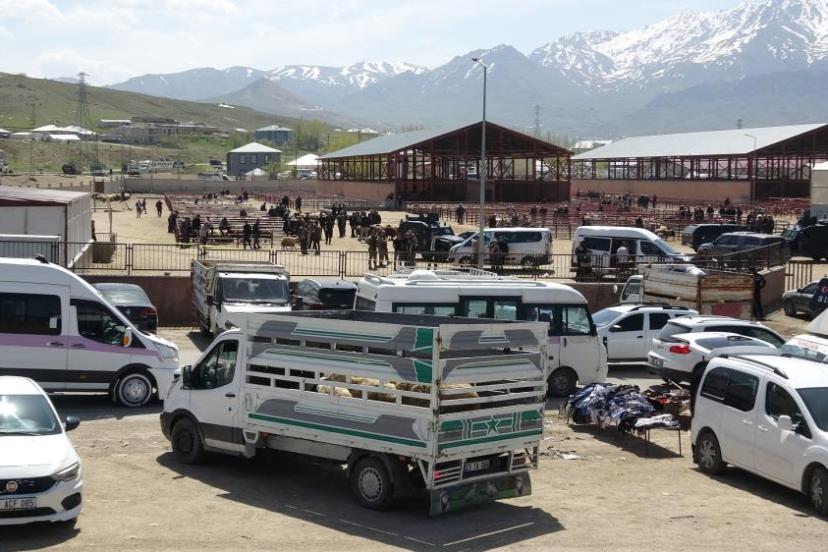 Van'da hayvan pazarında silahlı kavga: 1 ölü, 13 yaralı