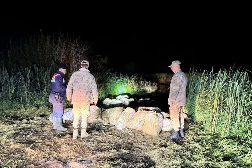 Van'da kacak inci kefali avlayan 7 kişi suçüstü yakalandı