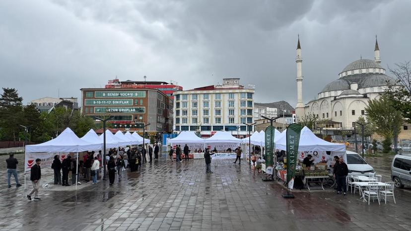 VAN’IN YÖRESEL LEZZETLERİ TÜRK MUTFAĞI HAFTASI’NDA TANITILDI