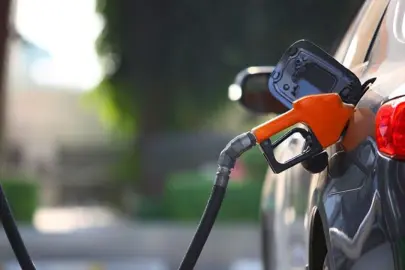 Benzin ve motorine indirim geliyor