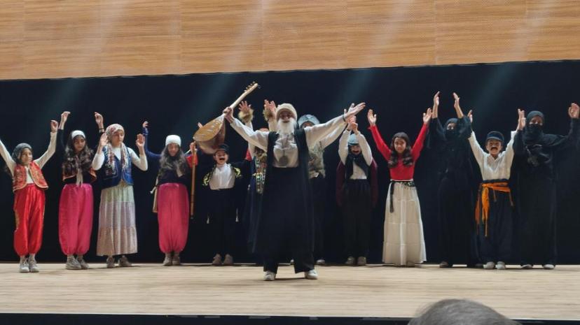 Dede Korkut hikâyeleri Muradiye'de sahnelendi