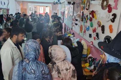 Muradiye MTAL’den ortaokul öğrencilerine bölüm tanıtım sergisi
