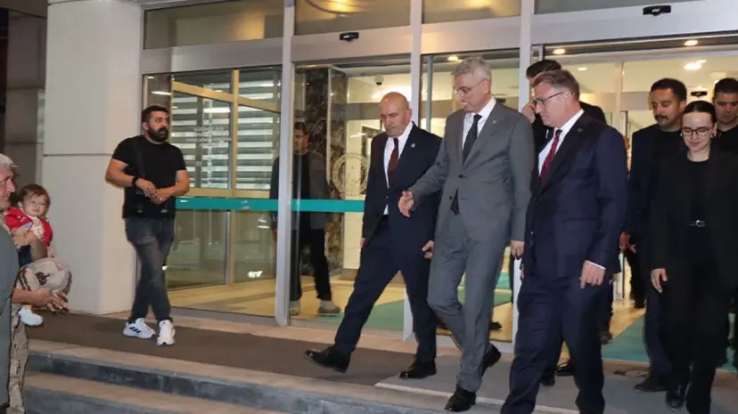 Sağlık Bakanı Memişoğlu Van’da sağlık yatırımlarını değerlendirdi