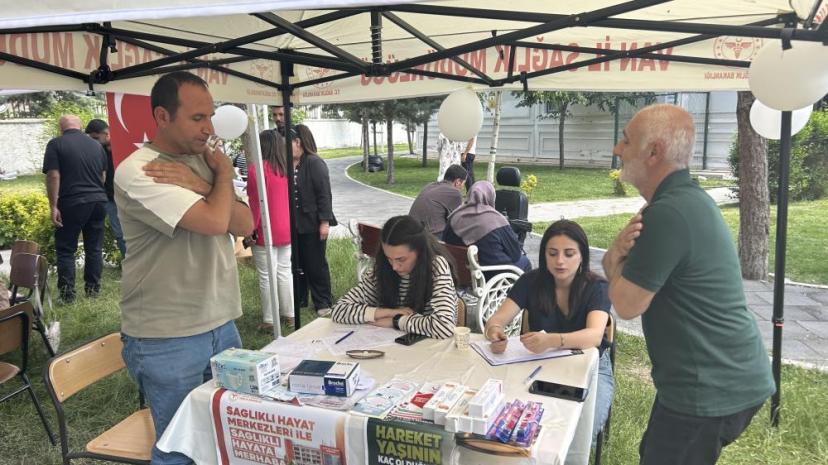 Van'da "Hareket yaşını öğren, sağlıklı yaşa" kampanyası