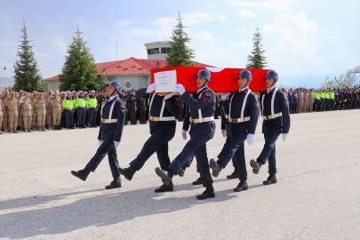Van'da Şehit Jandarma Uzman Çavuş Samet Karabulut Adana'ya Uğurlandı