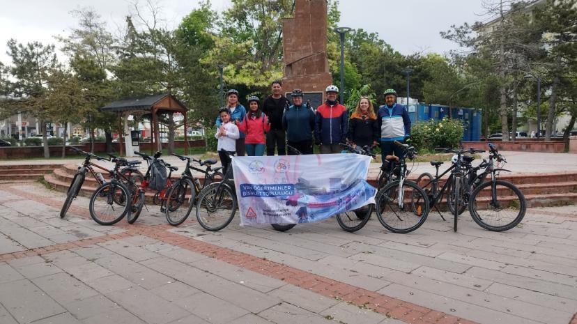 Vanlı Öğretmenlerden Jandarma Teşkilatı’nın 187. Yılına Özel Pedal Çevirme Etkinliği