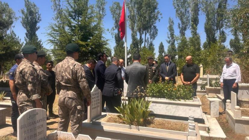 15 Temmuz şehidi mezarı başında anıldı