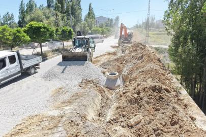 BAŞKALE'DE 3 MİLYON TL'LİK ALTYAPI YATIRIMINDA SONA GELİNDİ