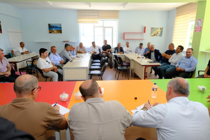 İpekyolu Belediyesi Erçek’te Muhtarlarla Buluştu