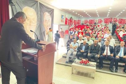 MHP Tuşba İlçe Kongresi Gerçekleştirildi: Necmettin Yalçın Güven Tazeledi