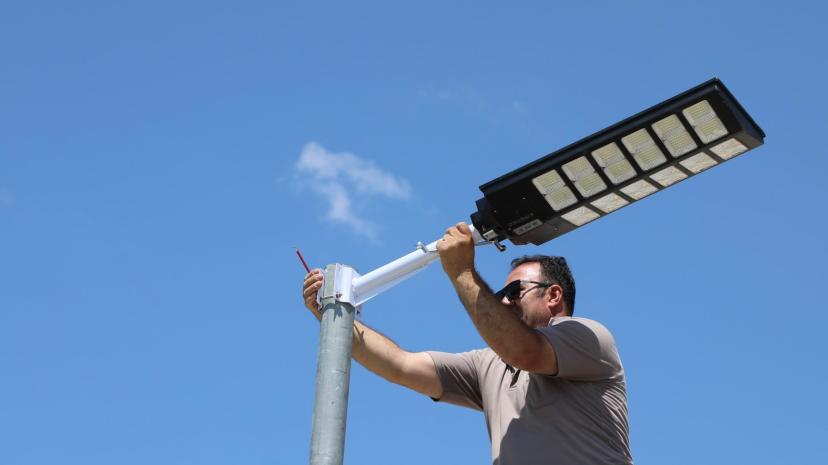 Mollakasım Sahili'ne Güneş Enerjili Aydınlatma