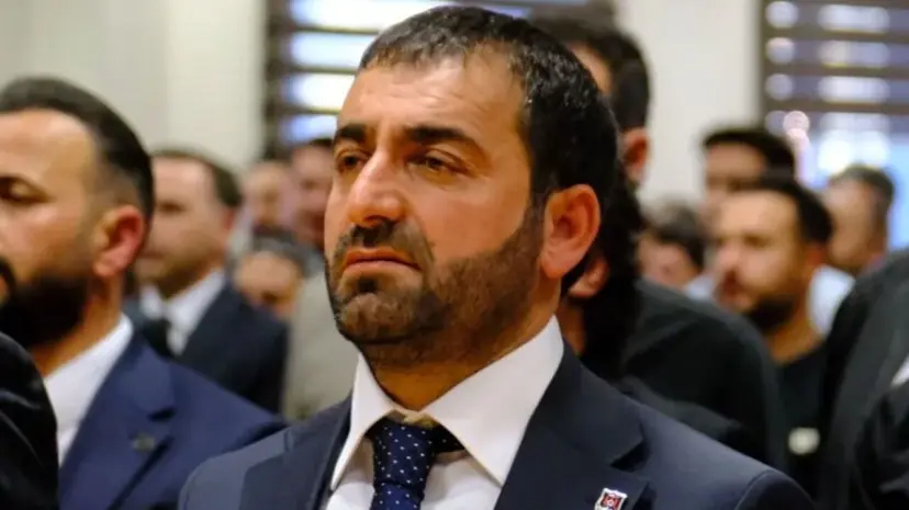 Şahin Aslan: Stat belirsizliği futbolcuları da bizi de zorluyor