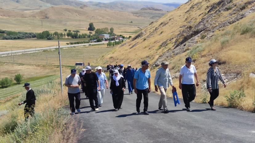 VAN BÜYÜKŞEHİR’İN DOĞA YÜRÜYÜŞLERİNE YOĞUN İLGİ