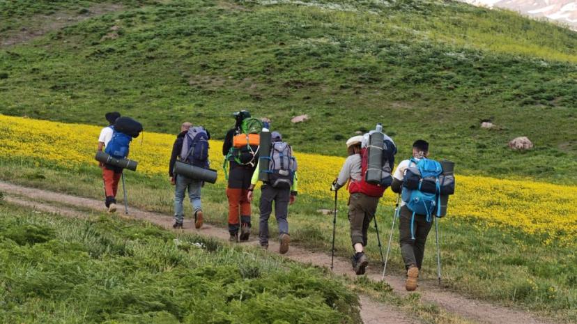 Van'da 25 kilometrelik doğa yürüyüşü Çalyan Gölü'nde sona erdi