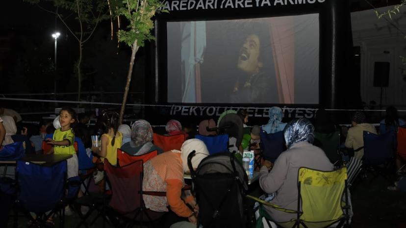 Van'da Kadir İnanır Anısına Sinema Akşamı