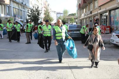 Alipaşa Mahallesi Halkla Birlikte Temizlendi