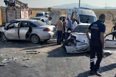 Başkale’de trafik kazası: 7 kişi yaralı