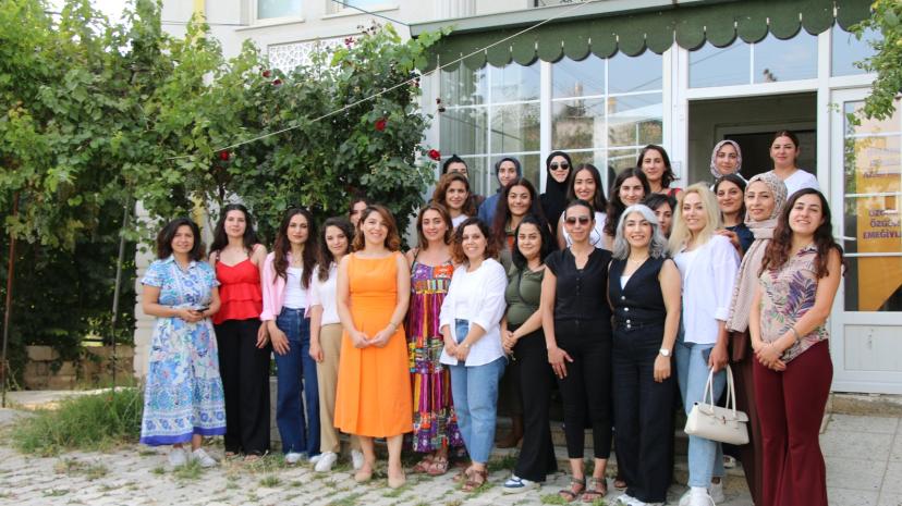 Edremit Belediyesi'nden şiddetle mücadele atölyesi