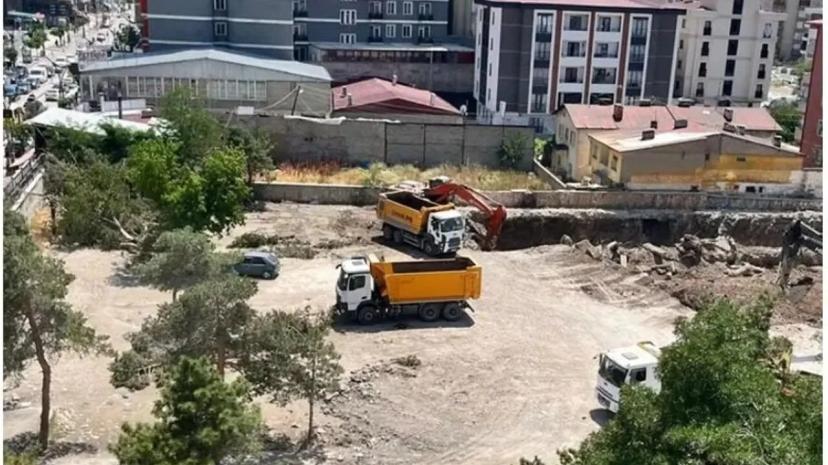 İpekyolu Belediyesi, Eski Orduevi Arazisinin İmara Açılmasına Karşı İptal Davası Açtı