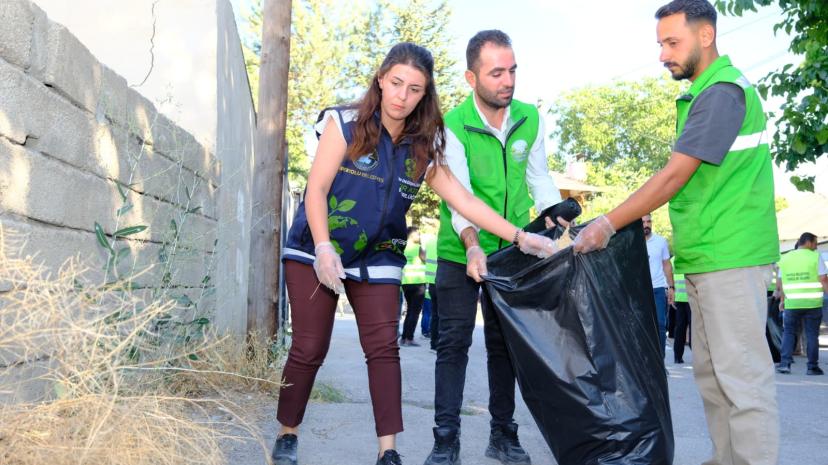 İpekyolu’nda Halkla Birlikte Temizlik Seferberliği