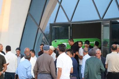 Van Gölü'ne giren kardeşler boğuldu