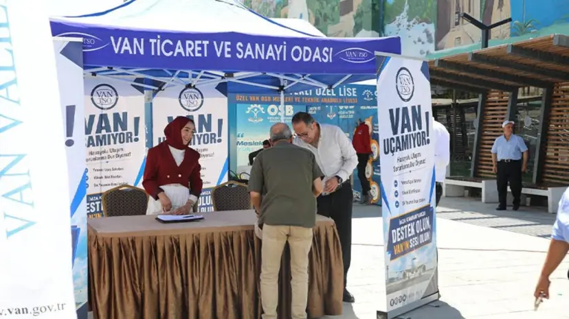 Van’da imza kampanyası başlatıldı