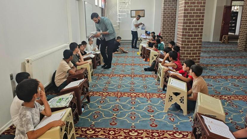 VAN’DA YAZ KUR’AN KURSLARINDA ÇOCUKLARA SIFIR ATIK EĞİTİMİ