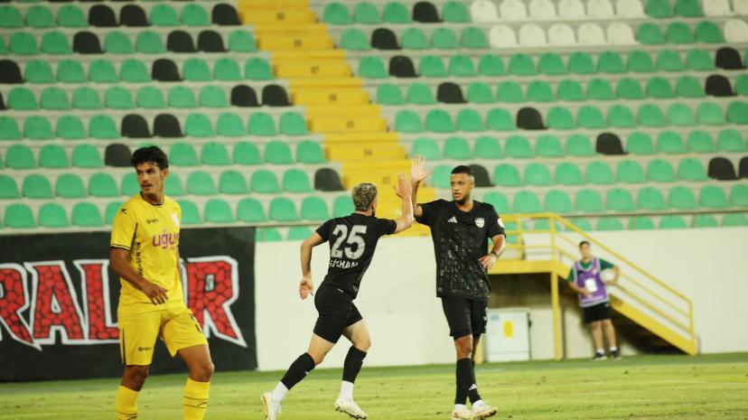 Vanspor FK, İstanbulspor'u 3-2 Yendi
