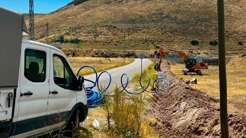 VASKİ'DEN MURADİYE KANDAHAR MAHALLESİ’NE 2 BİN 500 METRELİK İÇME SUYU HATTI