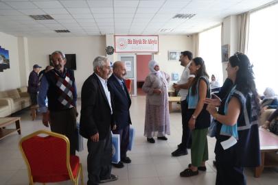 BÜYÜKŞEHİR BELEDİYESİ HUZUREVİ SAKİNLERİNİ UNUTMADI