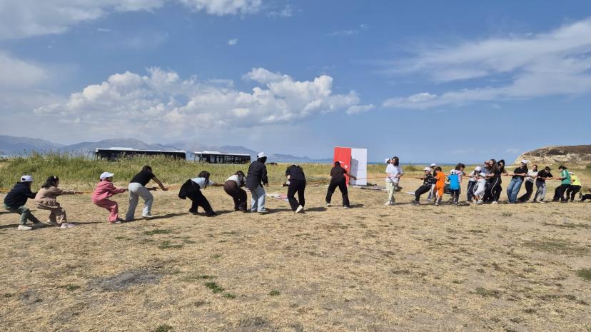 ÇOCUKLAR DİLKAYA’DA HEM EĞLENDİ HEM DOĞAYLA BULUŞTU