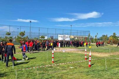 ELBAK, Van'daki AFAD akreditasyon kampına katıldı, 23 ilden 53 ekip yer aldı