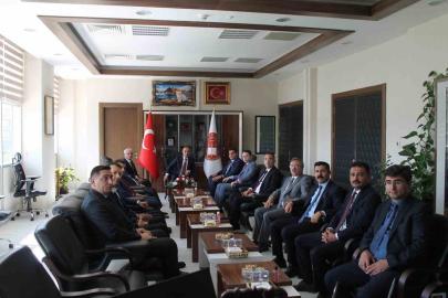 HSK Üyesi Sait Özdemir Van'da yargı yöneticileriyle adalet hizmetlerini görüştü
