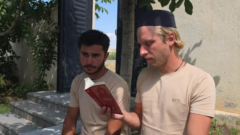 LETONYALI GEZGİN VAN’DA MÜSLÜMAN OLDU