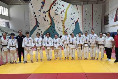 Manisalı judo ve cimnastik sporcuları Türkiye şampiyonalarında 16 madalya kazandı