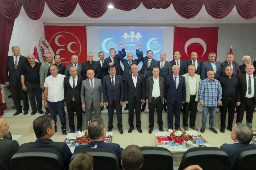 MHP Van İl Başkanlığı 15. Olağan Kongresi yapıldı. Başkan Güngöralp güven tazeledi