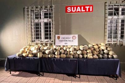 Van hudut hattında düzenlenen aramada 412 kilo 741 gram uyuşturucu ele geçirildi