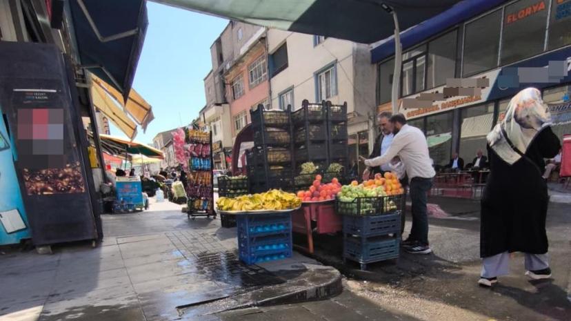 Van'da kaldırımlar işgal altında