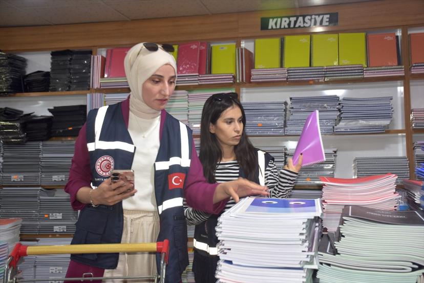 Van'da kırtasiye denetimlerinde ekipler fiyat ve güvenlik kontrolü yaptı