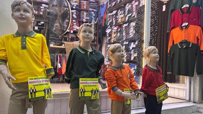 Van'da okul kıyafeti telaşı başladı